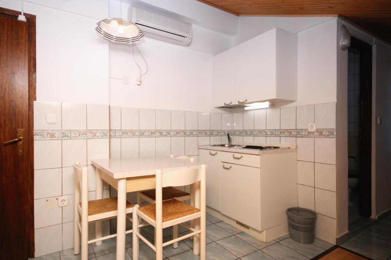 Apartments With Wifi Crikvenica - 5555 Экстерьер фото